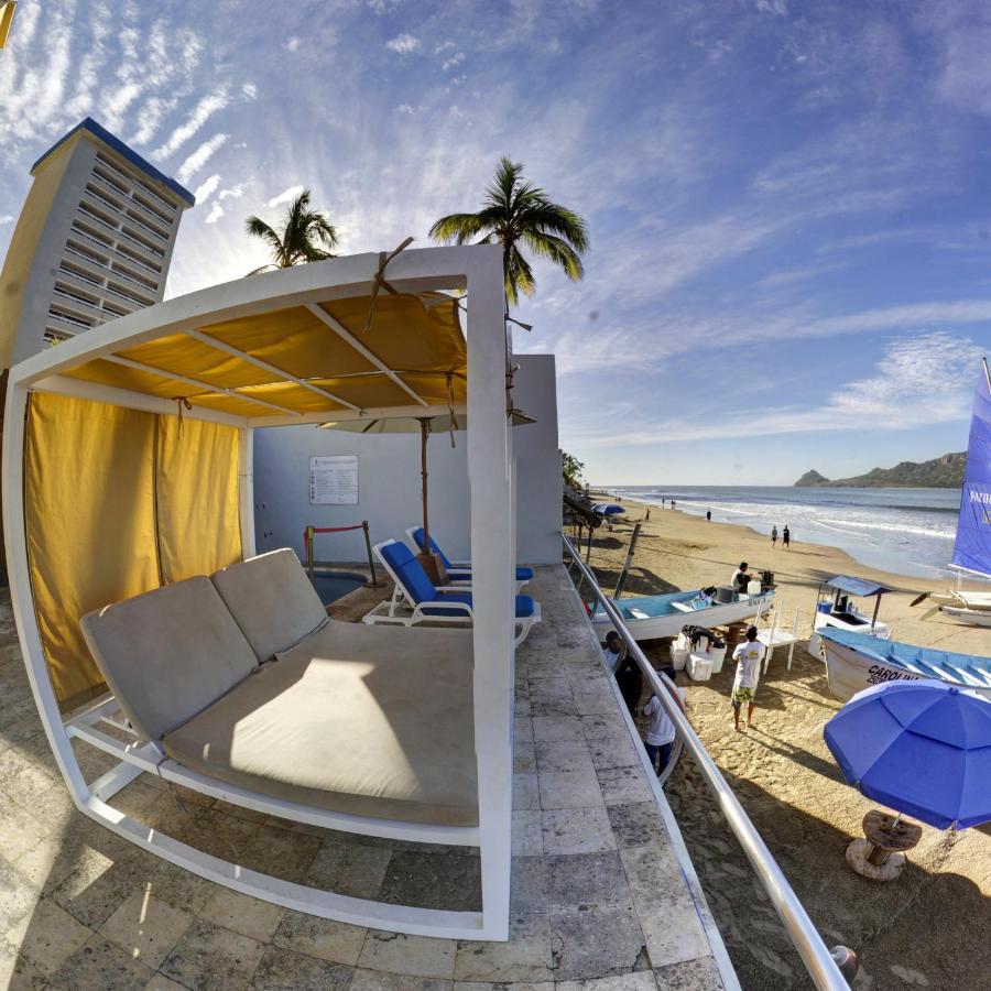 Royal Villas Resort Mazatlán Exterior foto Beach at the Grand Palladium Resort